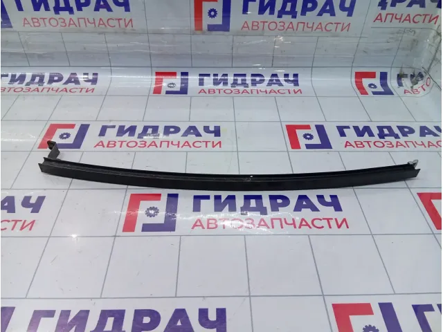 Направляющая стекла двери задней правой Renault Megane 822300006R