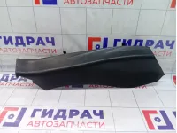 Обшивка стойки задней правой нижняя Renault Megane 849500041R