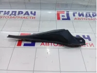 Накладка решетки стеклоочистителя левая Renault Megane 668630027R