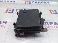 Корпус блока предохранителей Renault Megane 284B10002R