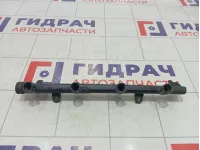 Топливная рампа (топливная рейка) Renault Megane 8200135504