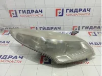 Фара правая Renault Megane 260108719R