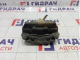 Суппорт тормозной передний правый Renault Megane 410018218R