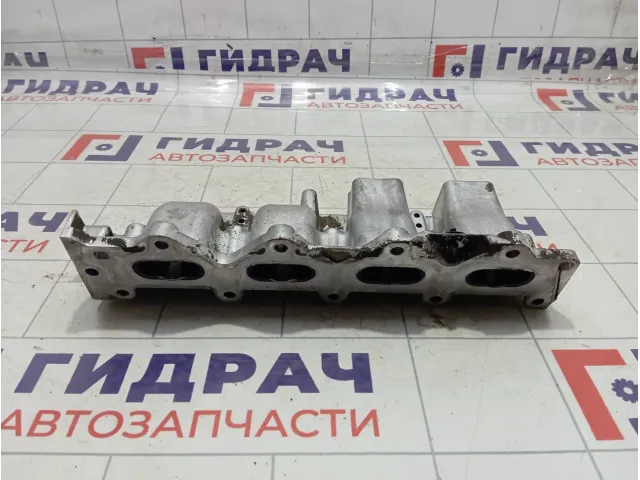 Коллектор впускной Renault Megane 8200329496