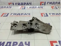 Кронштейн генератора Renault Megane 8200669495