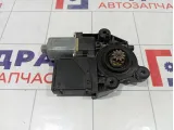 Моторчик стеклоподъемника переднего правого Renault Megane 807301111R