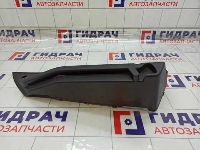 Кронштейн полки багажника правый Renault Megane 799120021R