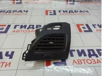 Дефлектор воздушный Renault Megane 687606450R