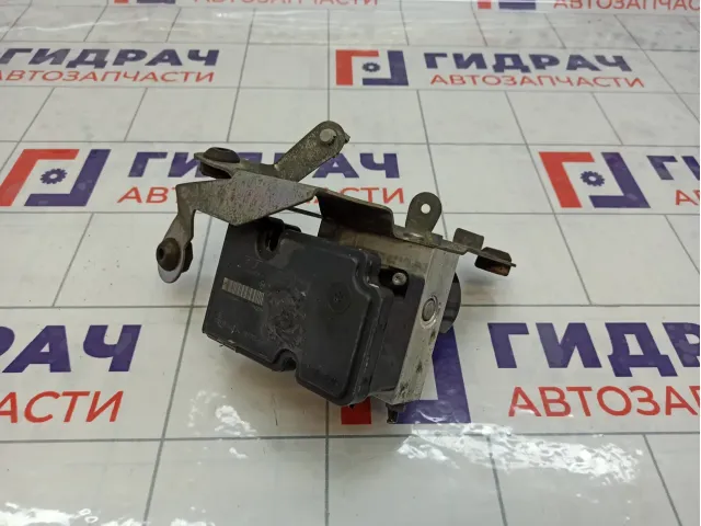 Блок ABS Renault Megane 476606747R