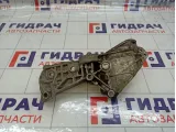 Кронштейн генератора Renault Megane 8200669494