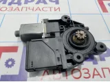 Моторчик стеклоподъемника передний правый Renault Megane 3 807301111R.