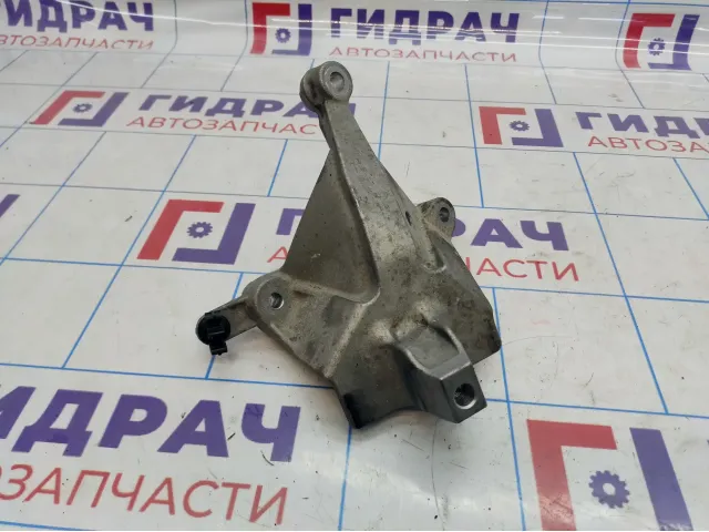 Кронштейн опоры КПП Renault Megane 3 112539459R.