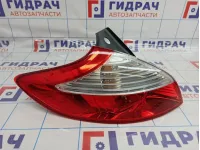 Фонарь задний наружный левый Renault Megane 3 265550038R. Дефект.