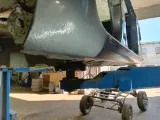 Порог со стойкой правый Renault Megane 3 764608869R.