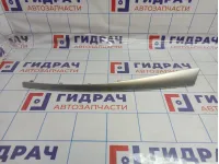 Накладка декоративная на торпедо правая Renault Megane 3 684126217R.