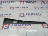 Накладка декоративная торпедо правая нижняя Renault Megane 3 682115638R.