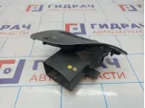 Дефлектор воздушный правый Renault Megane 3 687607366R.