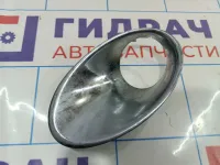 Рамка противотуманной фары правой Renault Megane 3 261A21783R.