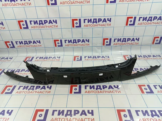 Накладка переднего бампера Renault Megane 3 620729145R. Дефекты.