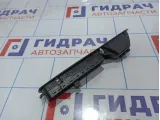 Блок управления стеклоподъемниками Renault Megane 3 809610007R. С накладкой.