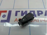 Кнопка аварийной сигнализации Renault Megane 3 252100502R. С кнопкой центрального замка.