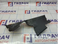 Воздуховод радиатора правый Renault Megane 3 214940018R.