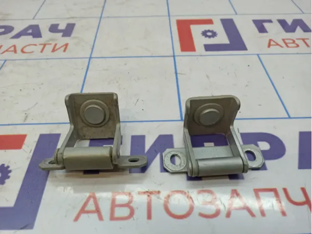 Петли крышки багажника Renault Megane 3 .