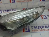 Фара левая Renault Megane 3 260608405R. Сломано крепление.