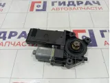 Моторчик стеклоподъемника переднего левого Renault Megane 807312028R