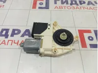 Моторчик стеклоподъемника заднего правого Renault Megane 827306548R