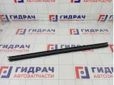 Уплотнитель стекла переднего левого Renault Megane 803310030R