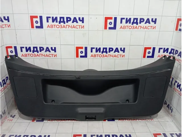 Обшивка двери багажника Renault Megane 909000161R