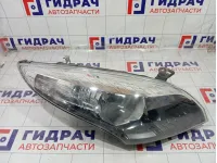 Фара правая Renault Megane 260101010R