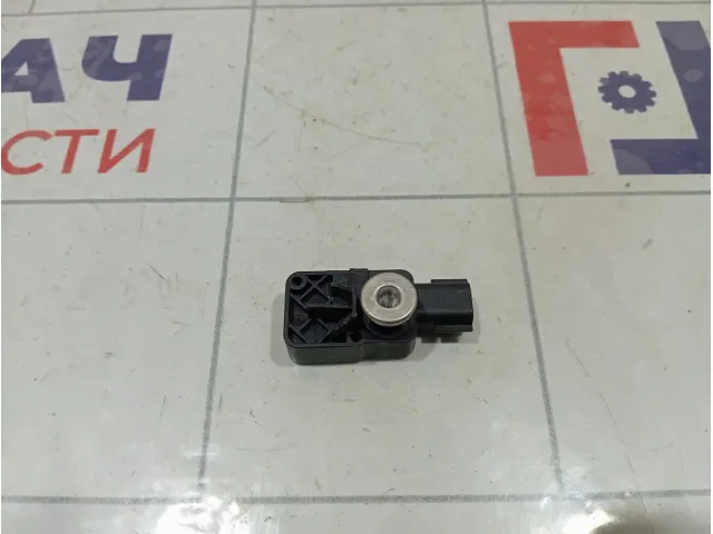 Датчик AIR BAG Renault Megane 8201279378