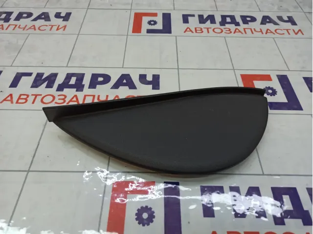 Накладка торпедо левая Renault Megane 689214207R