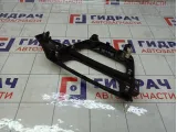 Рамка магнитолы Renault Megane 682605131R