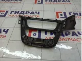 Рамка магнитолы Renault Megane 682605131R