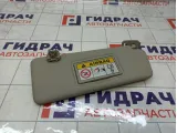 Козырек солнцезащитный правый Renault Megane 964003555R