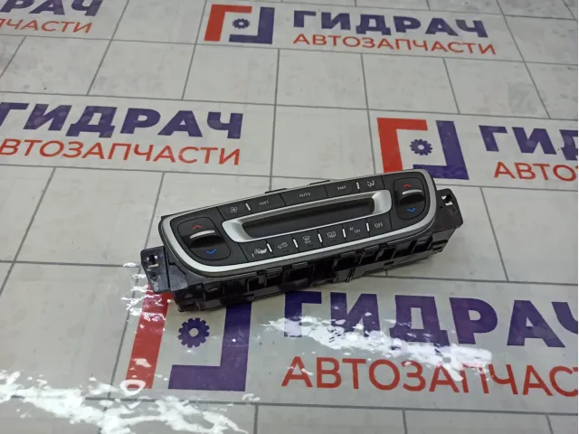 Блок управления климатической установкой Renault Megane 275100018R