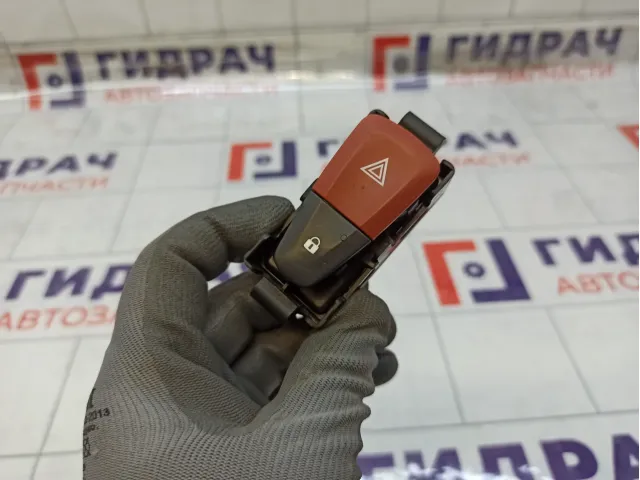 Кнопка аварийной сигнализации Renault Megane 252100502R