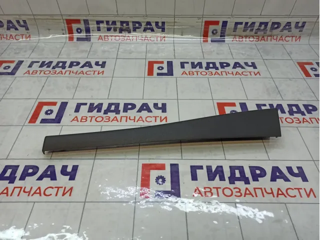 Накладка торпедо Renault Megane 682115638R