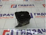 Дефлектор воздушный левый Renault Megane
