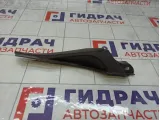 Накладка решетки стеклоочистителя левая Renault Megane 668630027R