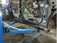 Порог со стойкой правый Renault Megane