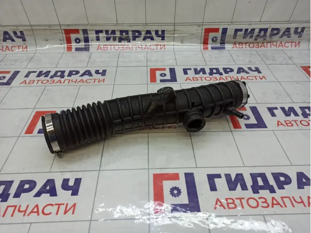 Патрубок воздушного фильтра Renault Megane 165787442R