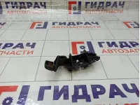 Направляющая бампера переднего левая Renault Megane 620940001R