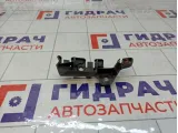 Направляющая бампера переднего левая Renault Megane 620940001R