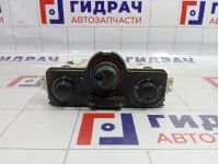 Блок управления отопителем Renault Megane 2 7701064234