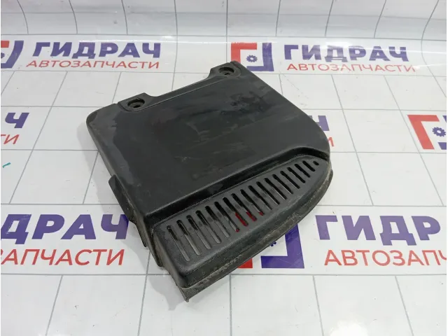 Крышка аккумулятора Renault Megane 2 8200302466