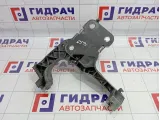 Кронштейн фары левой Renault Megane 2 8200137495